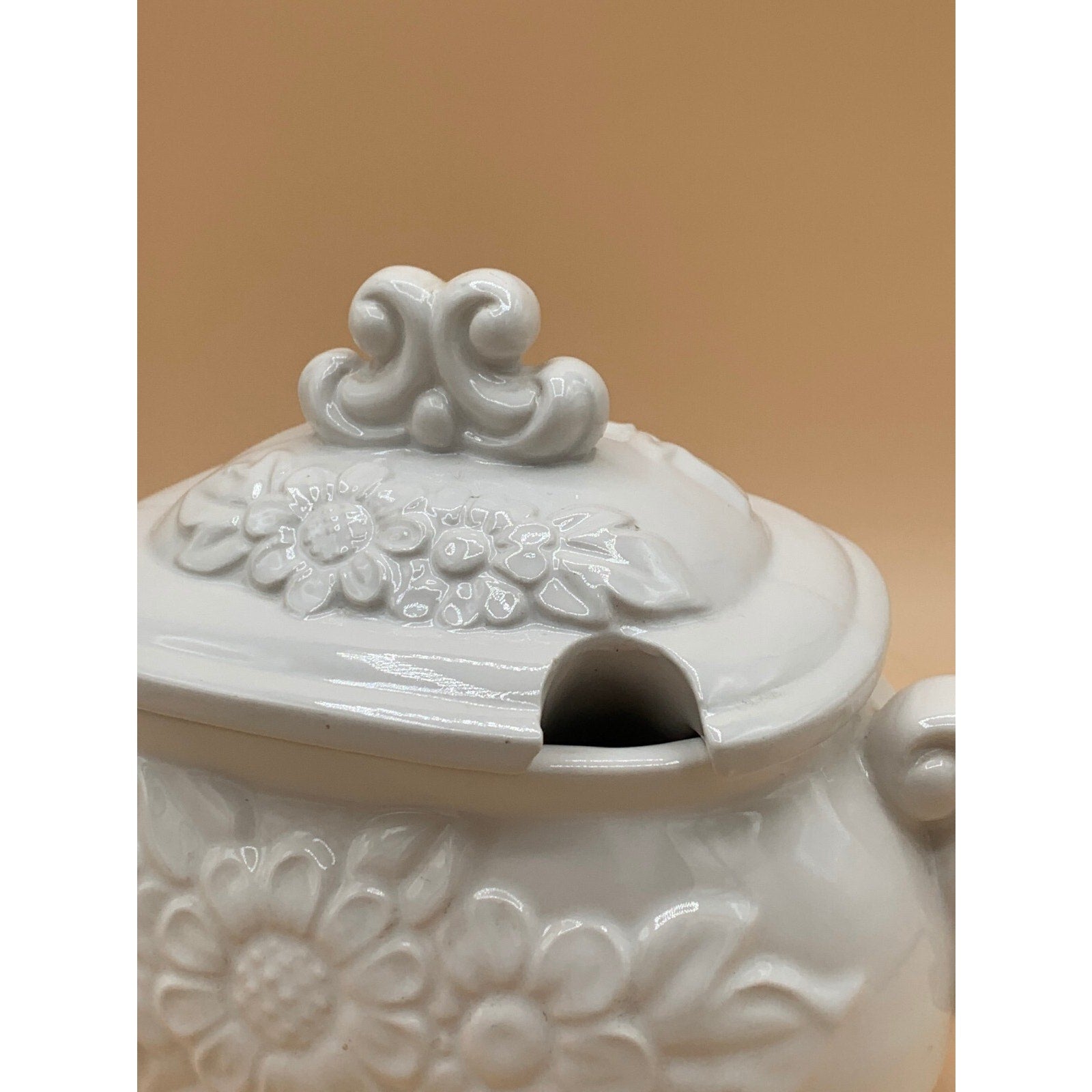 Vintage Himark Kitchen Gourmet Ceramic Gravy Boat with Lid