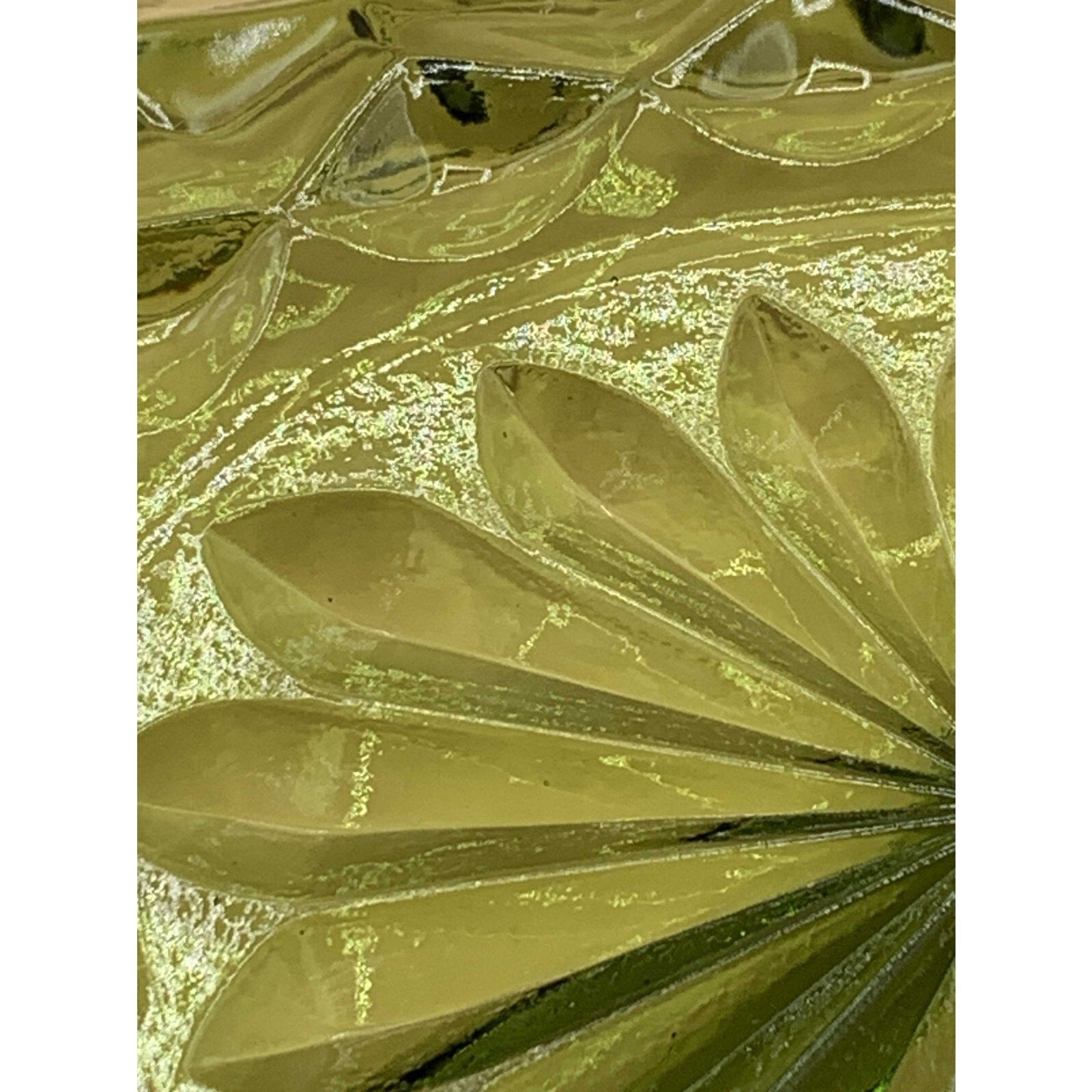 Anchor Hocking Vintage Green Glass Divided Fairfield Oval Relish/Nut/Candy Dish