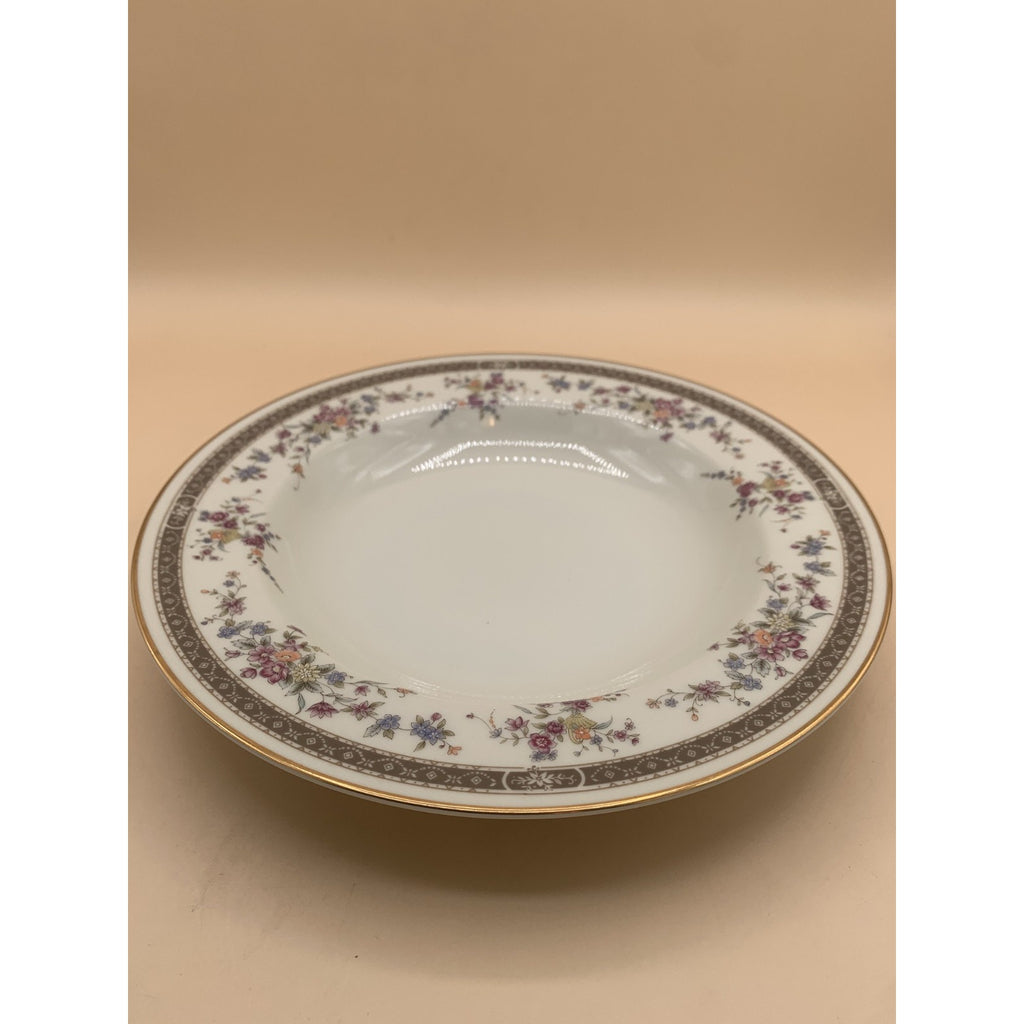 5-Piece Place Setting Mikasa Grande Ivory L5503 Marquette ‒ 12 Settings Availabl