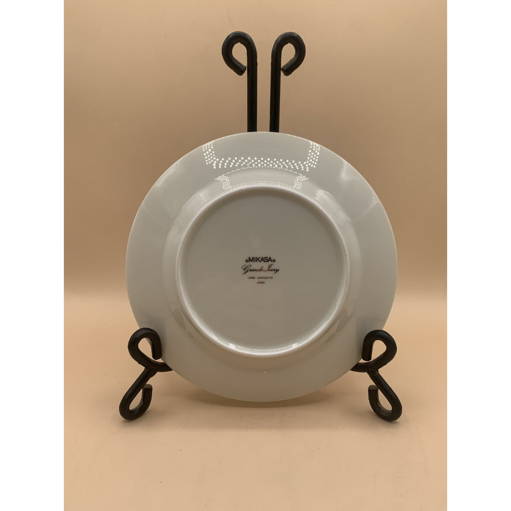 5-Piece Place Setting Mikasa Grande Ivory L5503 Marquette ‒ 12 Settings Availabl