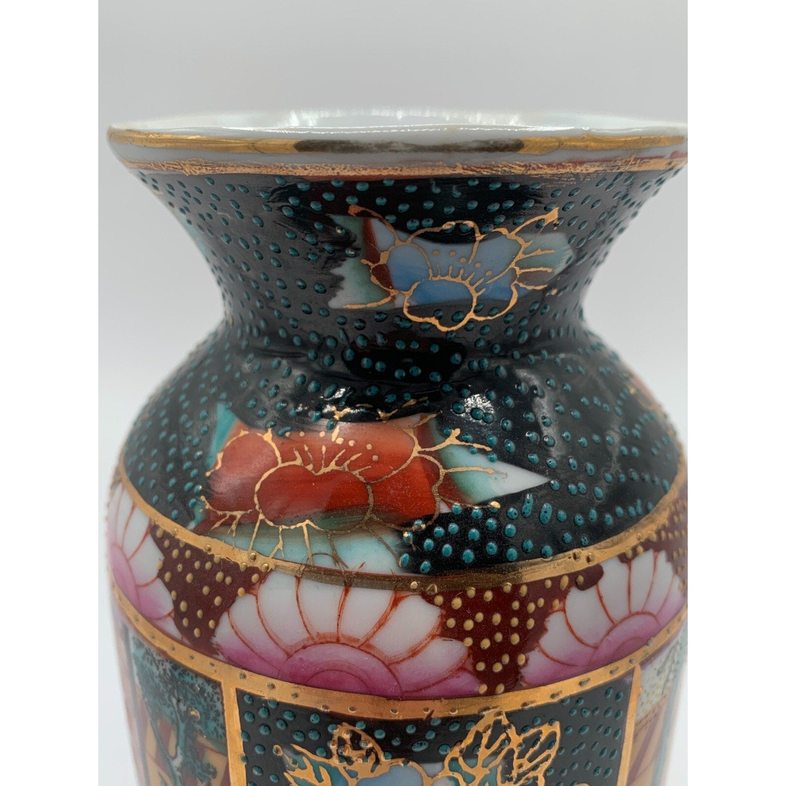 Satsuma Style Vase with Matching Geishas Scenes and Heavy Moriage