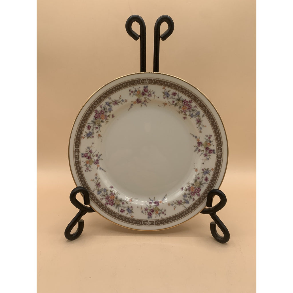 5-Piece Place Setting Mikasa Grande Ivory L5503 Marquette ‒ 12 Settings Availabl