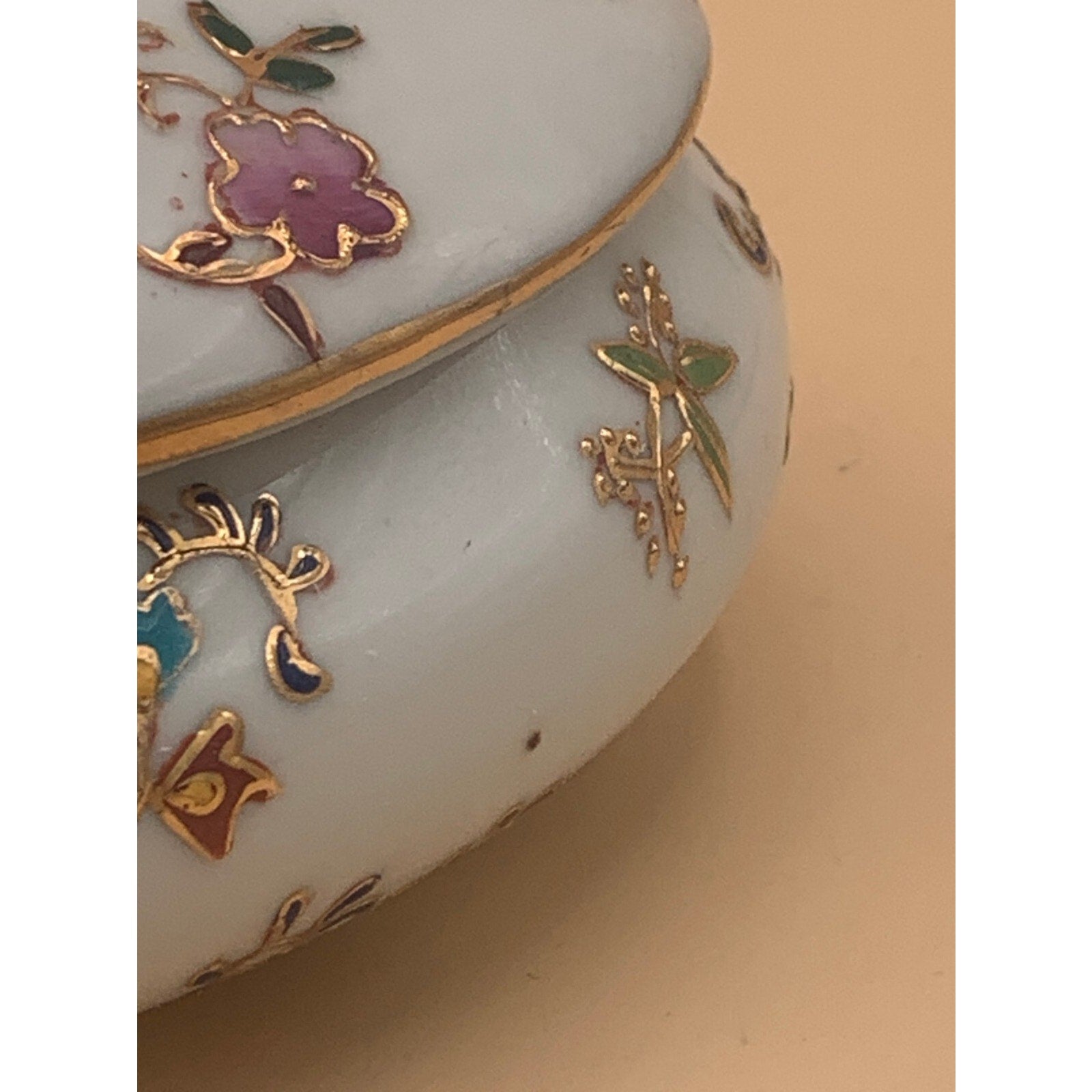 Vintage Oval Fine Porcelain Hand Painted Trinket Box Heavy Gold Trim Two Lovers